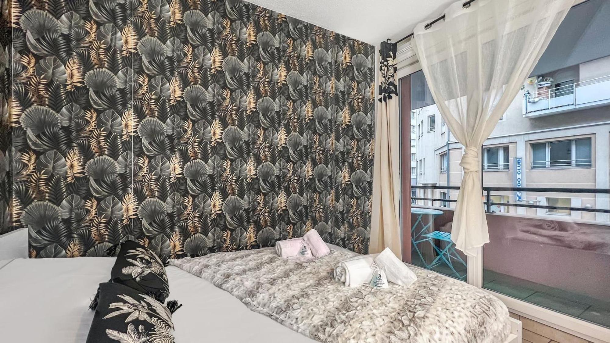 Homey Wild - Proche Gare Et Tram - Proche Centre - Balcon Prive - Parking Prive - Wifi Gratuit Annemasse Ngoại thất bức ảnh